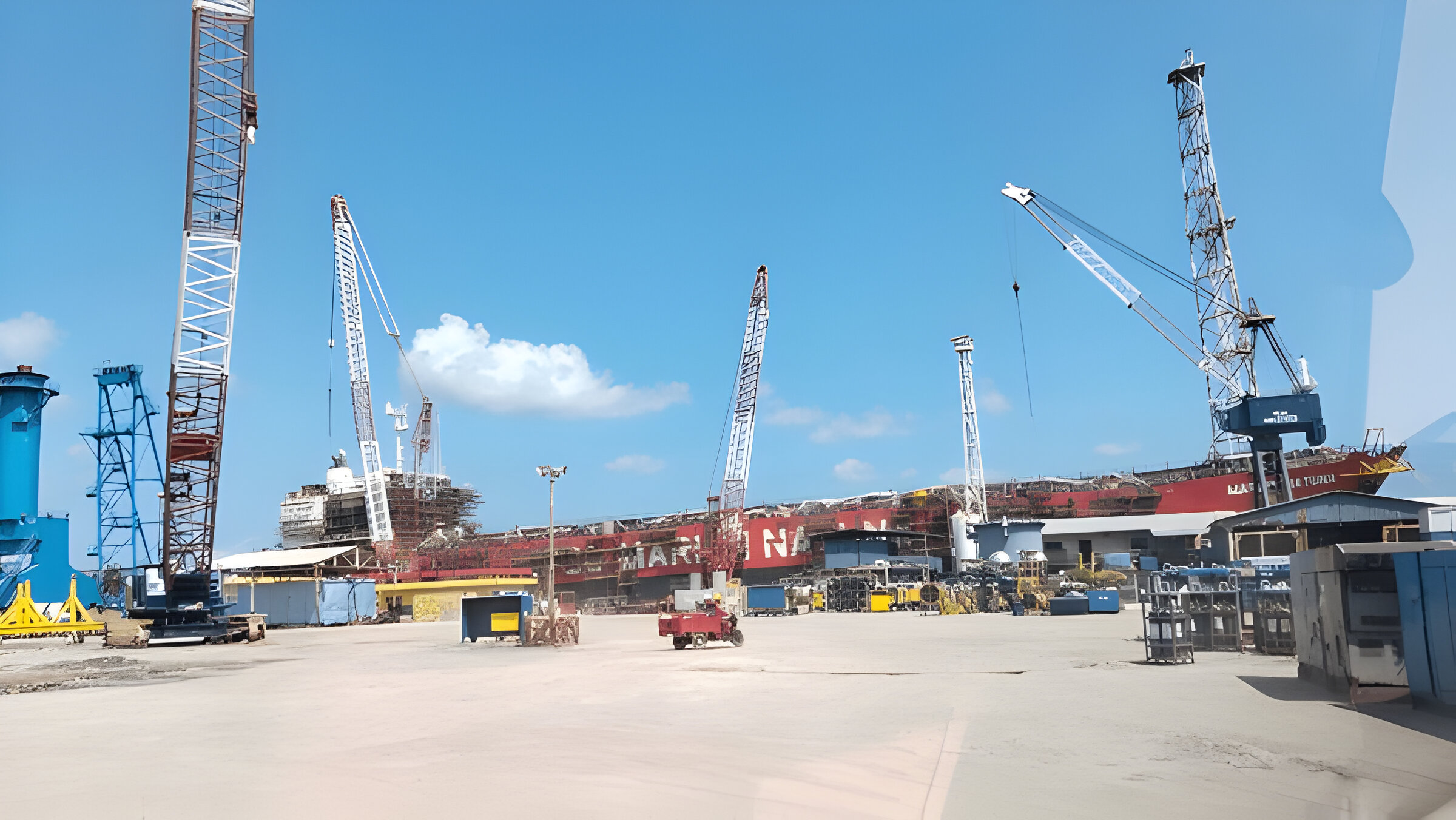 Building a Secure Construction Site: Best Practices and Tips